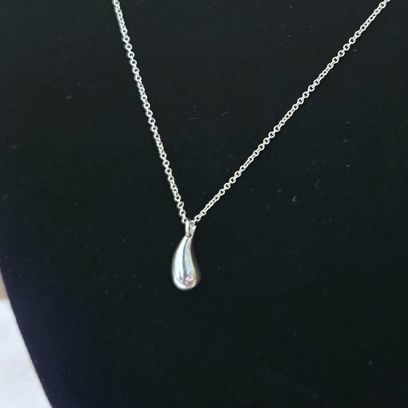 Tiffany & Co. Jewelry - Tiffany & Co. Elsa Peretti Teardrop Necklace 925 Sterling Silver